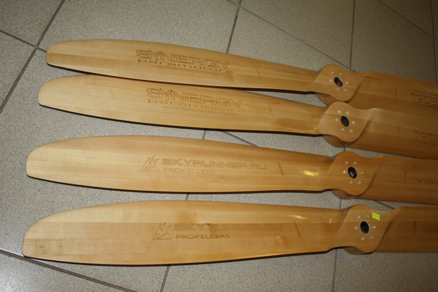 SKYRUNNER Wooden Propellers